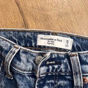 Abercrombie x Bre Sheppard Collab Jeans! Not available anymore on their website